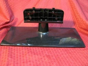Samsung Stand Base UN32EH4000F, UN32EH4003F, UN32EH4000FXZA BN61-07940X w screws - Picture 1 of 6