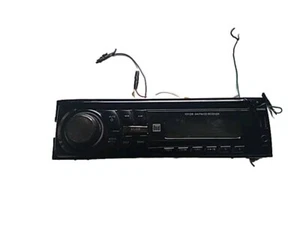 DUAL REMOVABLE FACE PLATE XD1228 AM/FM/CD RECEIVER--- EXC. CONDITION -- - Picture 1 of 3