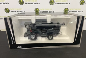 ROS 1:32 SCALE FENDT IDEAL 7 COMBINE HARVESTER WITH CORN HEADER - Picture 1 of 3