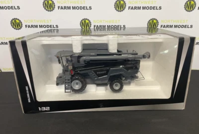 ROS 1:32 SCALE FENDT IDEAL 7 COMBINE HARVESTER WITH CORN HEADER - Image 1 of 3