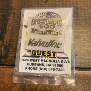 Vintage 1994 Nascar Brickyard 400 VALVOLINE GUEST Inaugural Race Hat Pin H6 - Picture 1 of 5