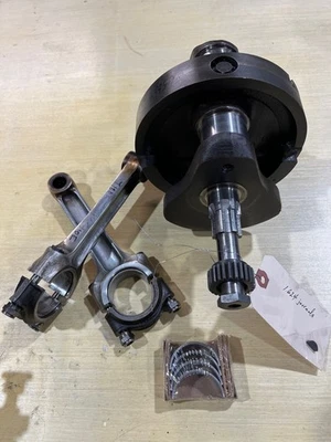 Cigüeñal y varillas Triumph T120 650 manivela muy bonito Foto 1 de 4