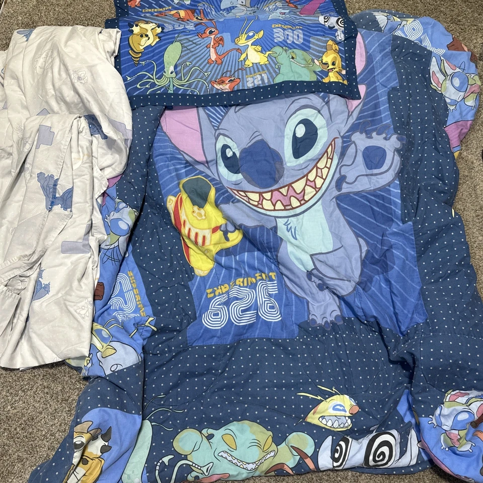 Edredón doble vintage Disney Experiment 626 Lilo & Stitch años 90 65x81 Foto 1 de 4