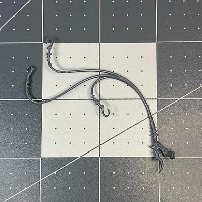 40K SLAANESH HELLFLAYER RIGHT ARM WHIP hedonites TOW GW Chaos Daemon bit BD25 - Image 1 of 2