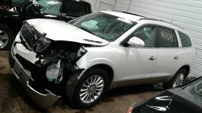 Cubierta de válvula izquierda Buick Enclave 3,6 L 12 2012 1377110 Foto 1 de 4