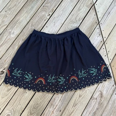 Modcloth Women's Birds & Rainbows Navy Mini Skirt Size 1X - Image 1 of 4