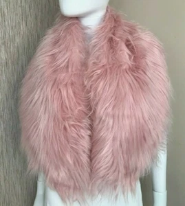 CHARLOTTE SIMONE PINK FLOSSY SCARF SHRUG FAUX FUR BNWT - Picture 1 of 8