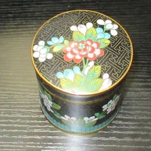 OLD CLOISONNE BLACK ENAMEL FLORAL JAR CANISTER HUMIDOR BOX - Picture 1 of 5
