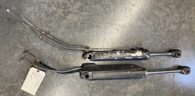 OMC King Cobra Hydraulic Trim/Tilt Cylinders - Image 1 of 4