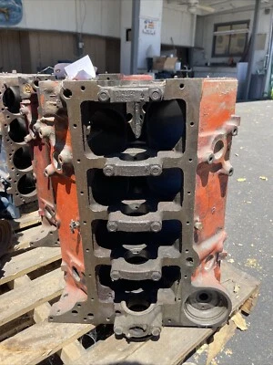 GM Chevrolet 283 1961 bloque corto desnudo #3789817 fecha H761 Foto 1 de 4