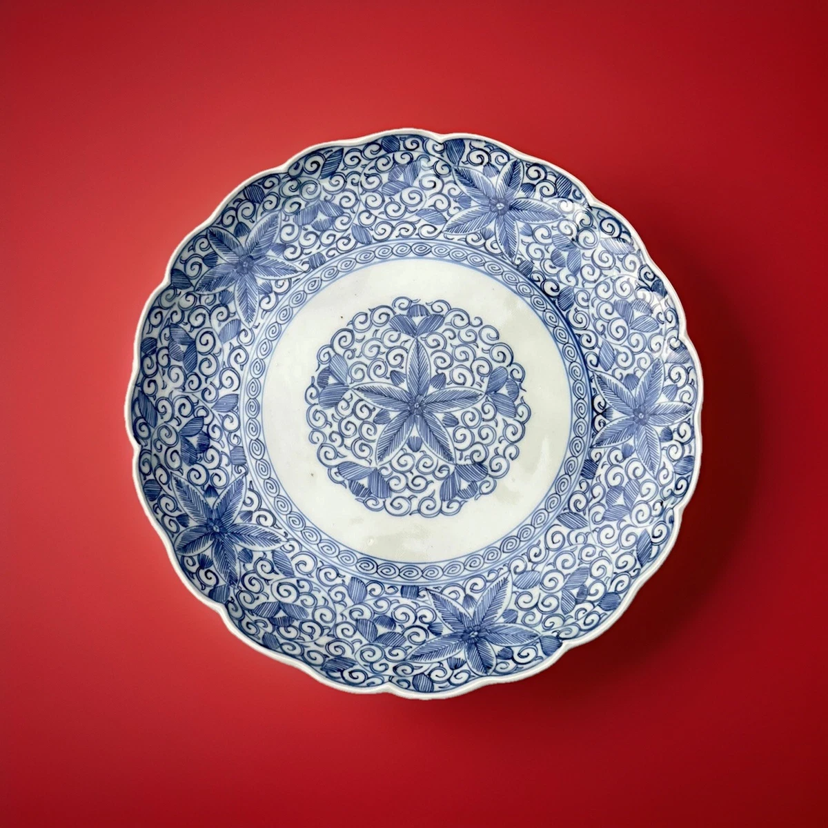 珍藏収清代宮廷 乾清宮蔵 極上品 斗彩磁碗 多色花柄 陶磁器 ボウル 老漆器箱付 珍藏収清代宮廷 乾清宮蔵 極上品 斗彩磁碗 多色