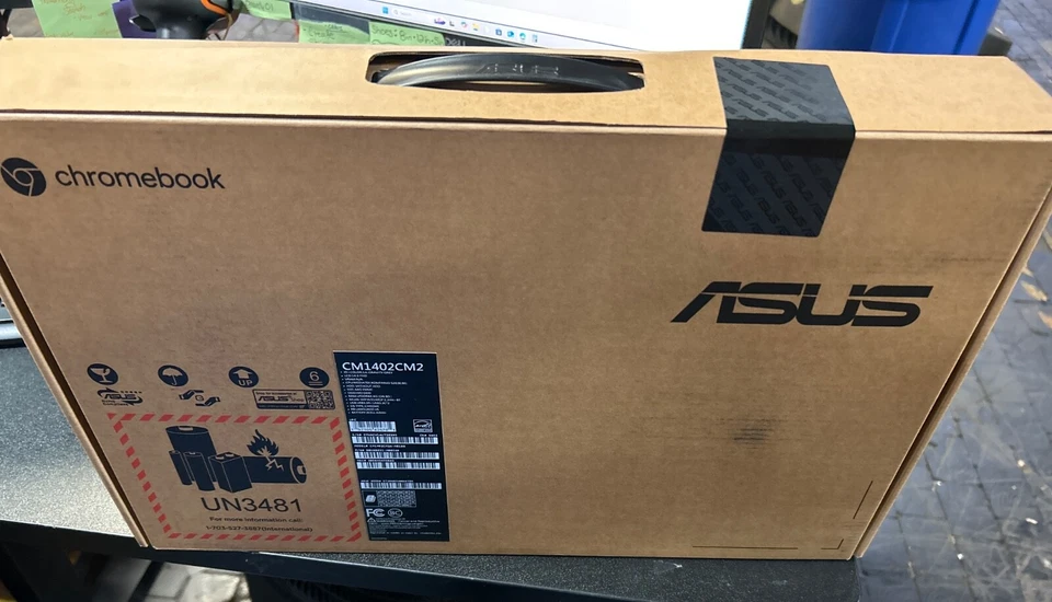 ASUS - Chromebook CM1402 14" FHD Laptop - MediaTek Komp.520 - 4GB Memory - GRAY - Image 1 of 4