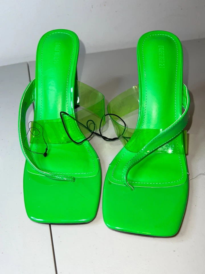 Sandália feminina Forever 21 salto alto 9 verde alça transparente biqueira quadrada - SEM CAIXA! - Imagem 1 de 4