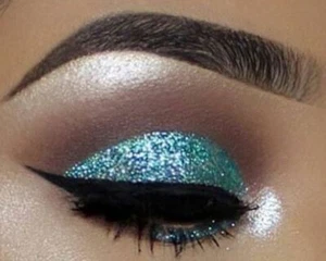 BLUE MISTYC WAVE SPARKLING GLIITER POWDER EYE SHADOW - Picture 1 of 2