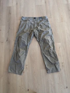 Kuhl Revolver Wander Wanderhose Herren Größe 38x30 (Maße 29") grau/grün - Bild 1 von 10