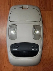 RAM 2500 1500 2002-05 consola central aérea pantalla digital mapa luces almacenamiento - Imagen 1 de 5