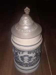 Small Lidded Beer Stein Classical Characters - Picture 1 of 9