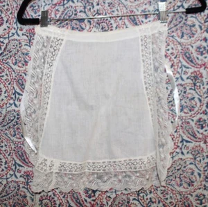 19th Century White Cotton & Lace Apron Small Size - Picture 1 of 4