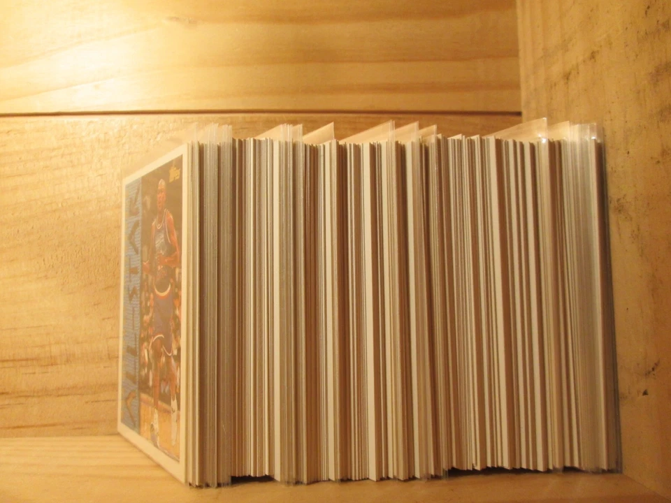 1994-95 Topps Base & Insert Singles $0.99-$5.00 Each - Image 1 of 1