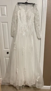 women´stulle A-line scoop long sleeves sweep train Wedding Dresses - Picture 1 of 10