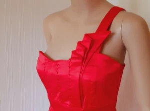 BNWT 2 ELLIS COLLECTION RED BODYCON DRESS SIZE 10 - Picture 1 of 10