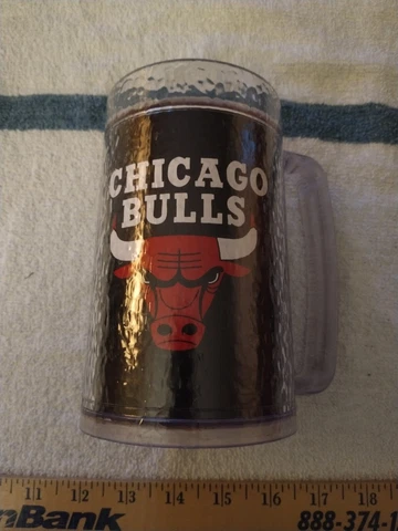 VTG‼ Thermo-Serv CHICAGO BULLS Frosted 6" Mug Plastic Beer Stein USA MADE •VGUC‼ Cover