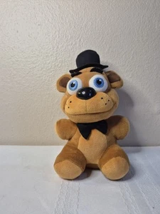 Five Nights at Freddy's Freddy Fazbear Plush Doll 2016 Collection Funko - Picture 1 of 3