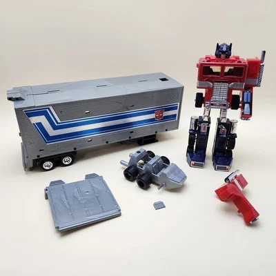 TRANSFORMERS G1 (1984) OPTIMUS PRIME ROLLER TRAILER Bloated Metal Plates BROKEN - Image 1 of 4