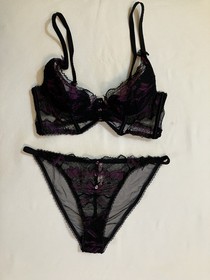 Agent Provocateur Karmen bra (34B) and briefs (3), never worn