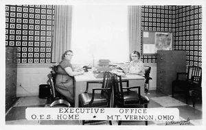 O.E.S Home Executive Office Mt.Vernon,OH Vtg 1950's RPPC Postcard - Picture 1 of 2