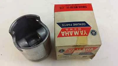 Yamaha 1963-66 YGI YGIK YGIT YGITK Piston Standard STD NOS — 第 1/3 张图片