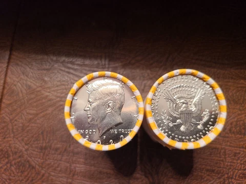 2022-P Brilliant Uncirculated Kennedy Half Dollar Bank Roll Cover