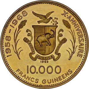 GUINEA 10.000 francos 1969 NGC PF63 latón dorado prueba uniface - Imagen 1 de 4