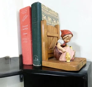 Vintage Hummel Holz Buchstütze Küken Mädchen Porzellan 57/0 TMK-3 West Germany - Bild 1 von 5