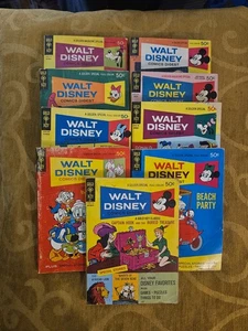 Lotto di 9 chiavi oro Walt Disney fumetto digest Topolino Minnie vintage anni 70 - Foto 1 di 21