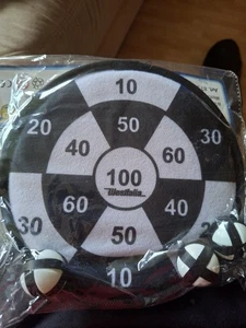 Dartspiel mit 3 Bällen - Bild 1 von 1