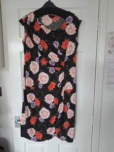 Pretty Floral Dress By Simply Be. Size 14 - Picture 1 of 6