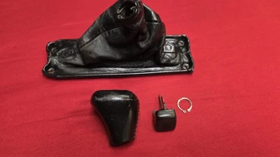 OEM 1984-1996 Chevrolet Corvette C4 Auto Trans Shift Shifter Knob Boot Button  - Image 1 of 4