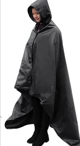 Dukuseek Hooded Waterproof Windproof Stadium Blanket, Black - Picture 1 of 4