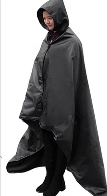 Dukuseek Hooded Waterproof Windproof Stadium Blanket, Black - Image 1 of 4