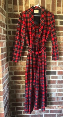 VTG 1970 Pendleton Robe Long Belted Multicolor Royal Stewart Tartan Plaid Unisex - Image 1 of 4