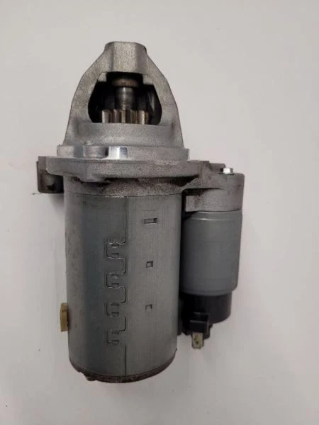 Dodge Caravan 2011-2020 motor de arranque 3,6 L Foto 1 de 4