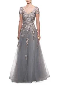 La Femme 27968 Ballkleid Blumen Spitze & Tüll Größe 4 grau UVP 598 $ - Bild 1 von 2