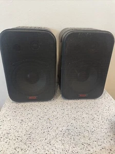 Two Boss Audio 2 Way Monitor Style Box Speakers AVA-6375 - Picture 1 of 11