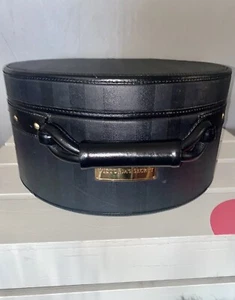 Vintage Victoria’s Secret Store Display Trunk Luggage Prop Black RARE HTF - Picture 1 of 7