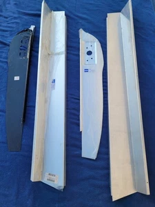 AUSTIN HEALEY 100/4 NOS KAS Juego de acabado facial con cierre texturizado - Imagen 1 de 4