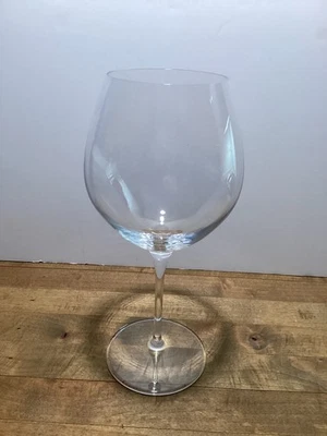 Copa Crescendo de Vino Luigi Bormioli Borgoña Firmada 9 Pulgadas de Alto Foto 1 de 4