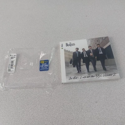 2-CD Beatles On Air Live at the BBC Vol 2 Cards 2013 US B001956802 Apple LN READ Foto 1 de 4