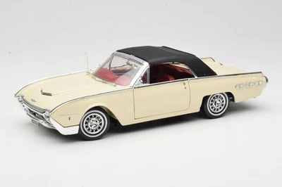 9868W Ford Thunderbird Sports Roadster Beige Welly 1:18 - Image 1 of 4