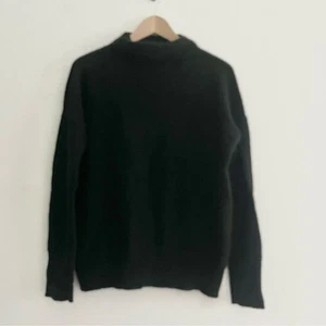 Vince 100% Cashmere Black Roll Neck Sweater Women’s XS Classic Basic Daily - Picture 1 of 9